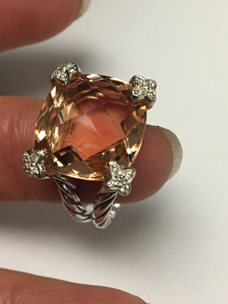 Gebrauchter David Yurman Pillow On Point 15mm X15mm Morganit Ring Mit Diamanten Größe 6 von SiggiBySiggi