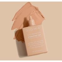 Sigma Beauty - Skin Perfector Hydrating Tint 3 Medium Golden Tint Sigma Beauty - Skin Perfector Hydrating Tint 3 Medium Golden Tint von Sigma Beauty