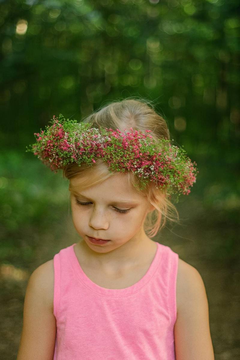 Getrocknete Schleierkraut Blumenkrone - Hot Pink, Grün | Blumenkranz Zum Binden von SignatureSimone