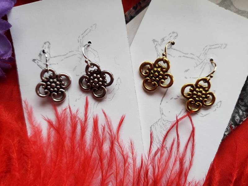 E-0621 - Mittelalterliche Medaillon Ohrringe Silber Oder Gold von SignoftheGrayHorse