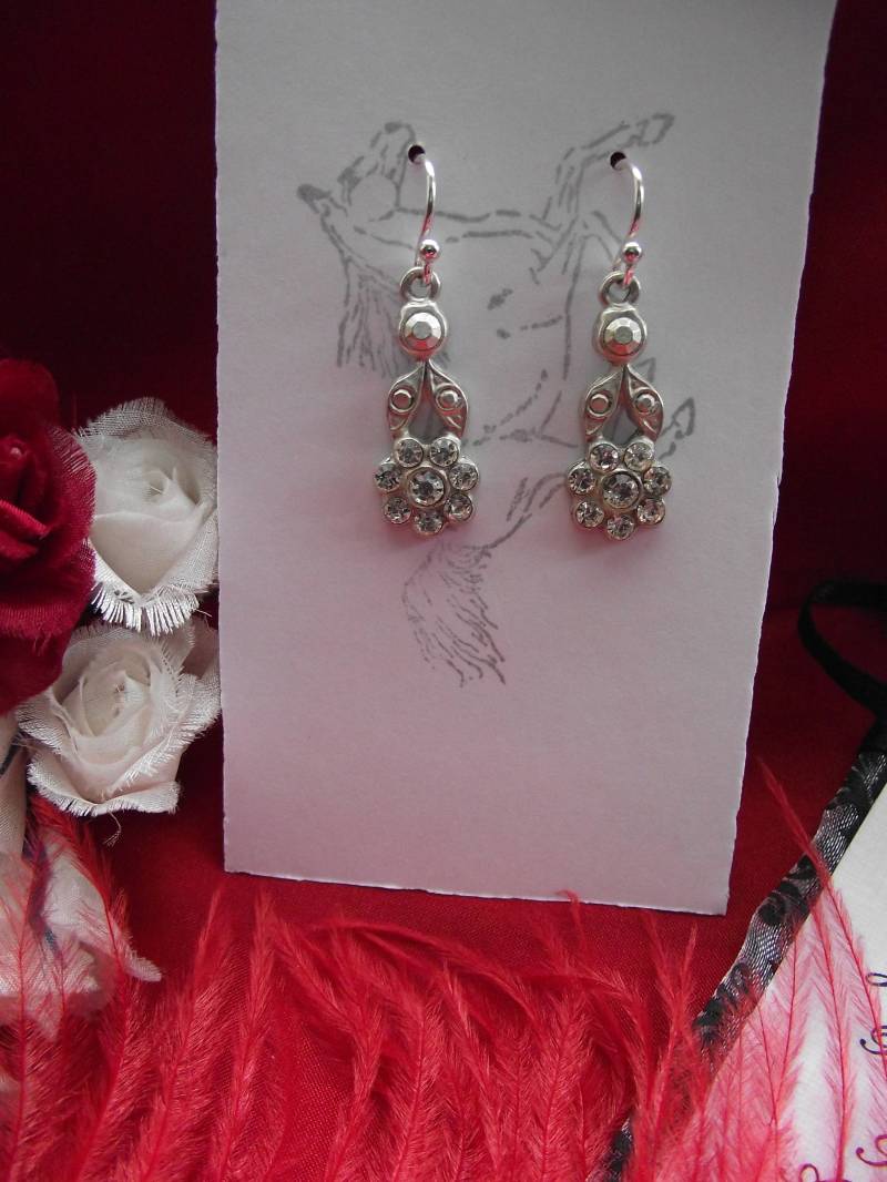 E-0628 - Sterling Silber Ohrhaken Mit Silbernem Crystal Cluster Blumentropfen 1780's Ohrringe, Regency Living Geschichte, Abiball von SignoftheGrayHorse