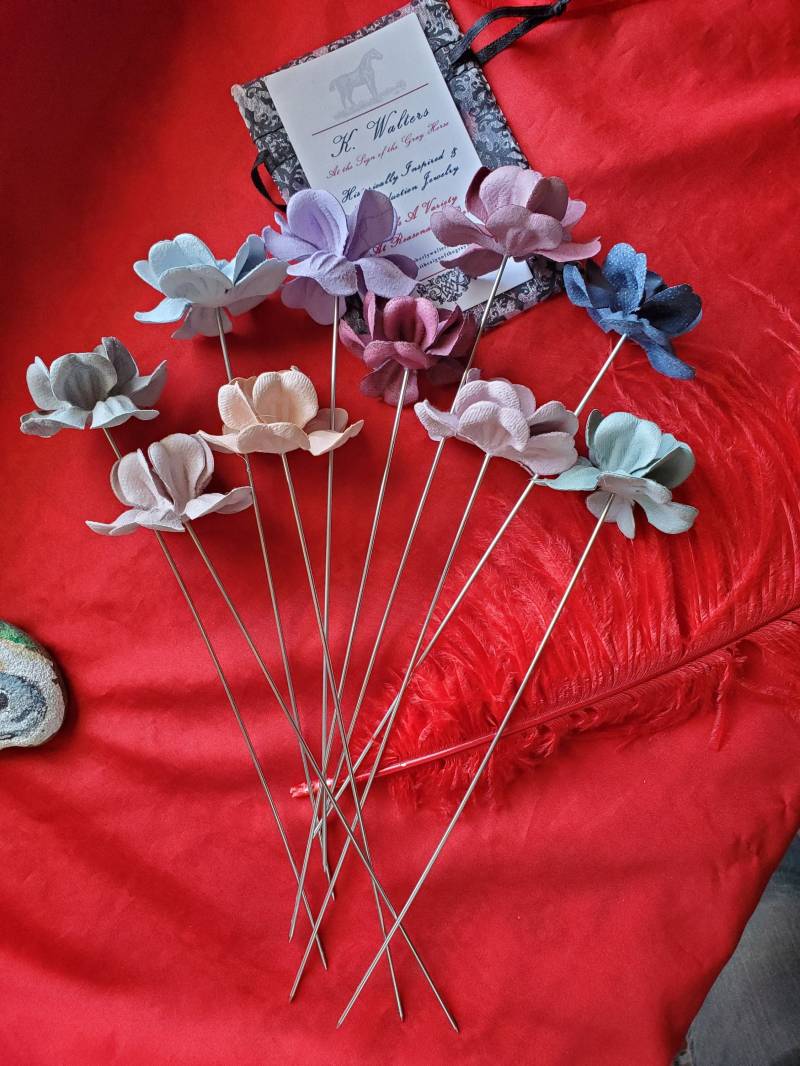 Ha-0115 - Filz Blume Hutnadel 18, 5 cm, 16 Gauge Verzierte von SignoftheGrayHorse