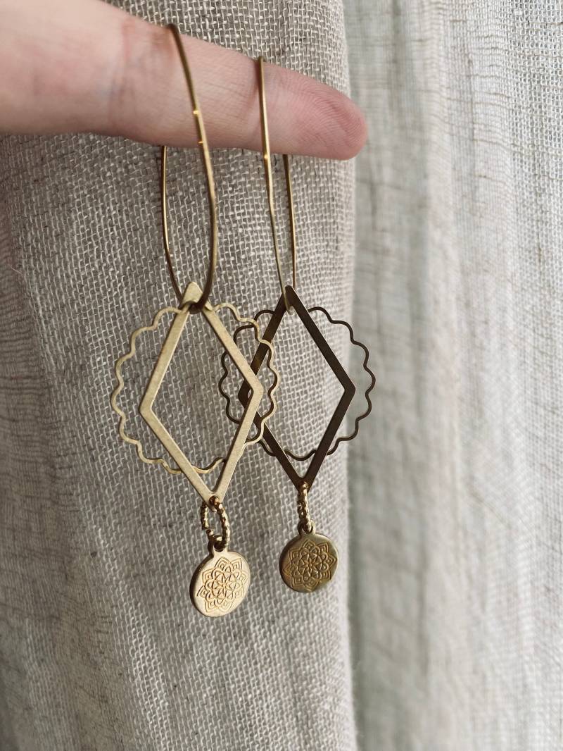 Creolen Ohrringe Boho Makramee Schmuck Mit Perlen in Gold Messing Design Antik Statement von Siimango