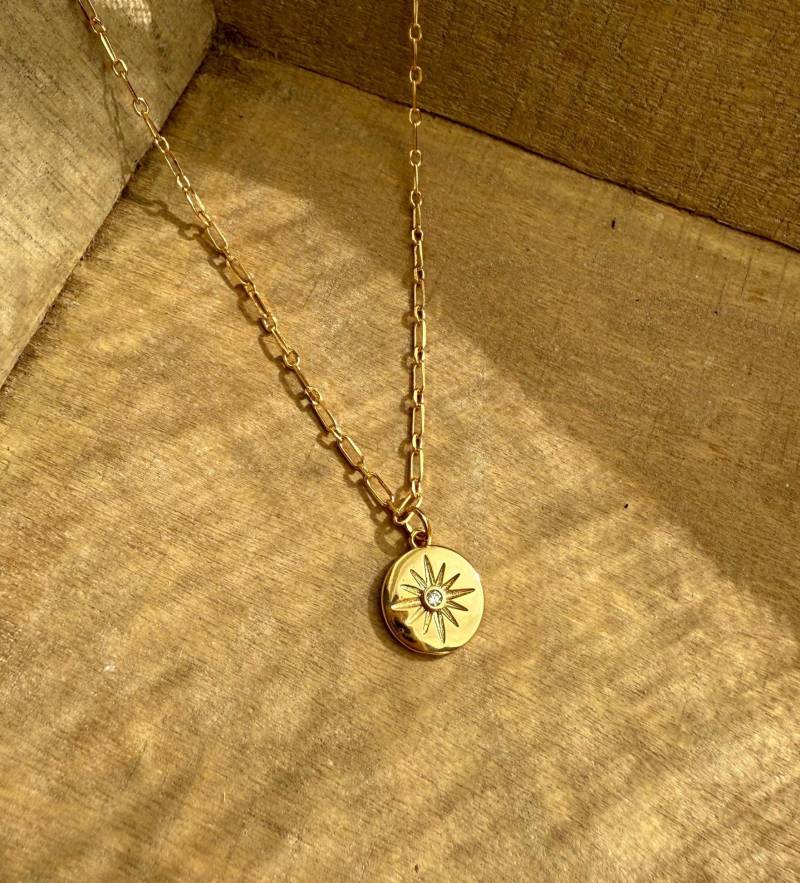 Kette 18K Vergoldet Schmuck Gold - Designschmuck Boho Ethno Makramee Süßwasserperle Wasserfest Stern von Siimango