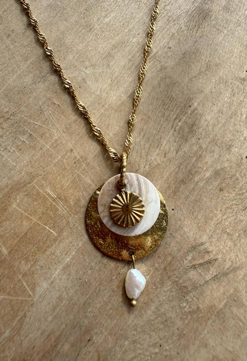 Kette 18K Vergoldet Schmuck Gold - Designschmuck Boho Ethno Makramee Süßwasserperle von Siimango