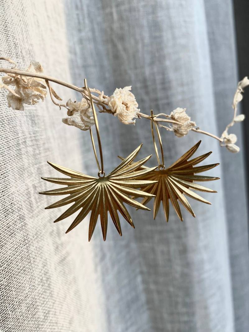 Messing Creole Sonne Ohrring Schmuck Gold Designschmuck Antik Boho Makramee Ethno von Siimango