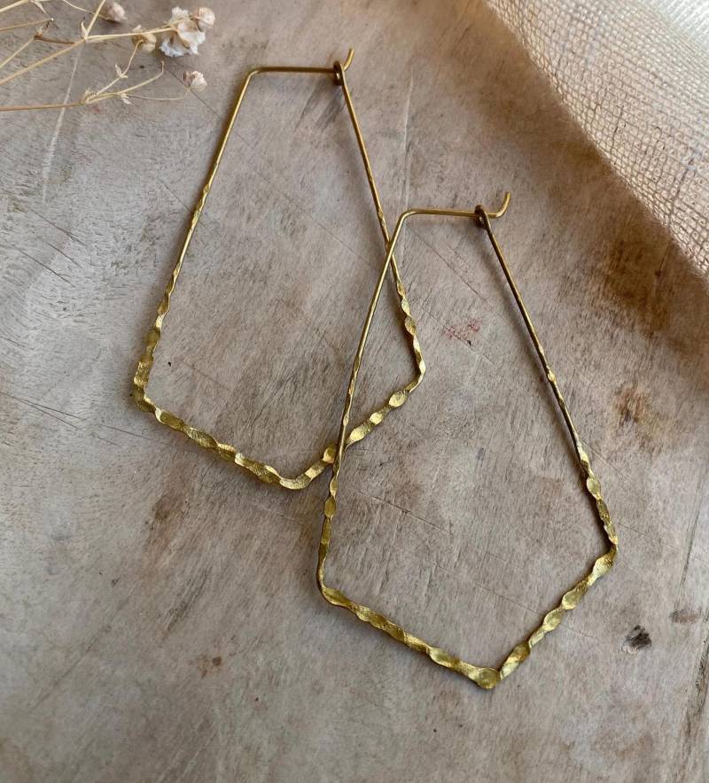 Ohrringe Gehämmert Boho Makramee Schmuck Mit Perlen in Gold Messing Design Antik Statement Creolen Geschenk Für Sie von Siimango