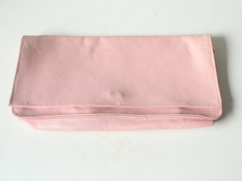 Coole 70Er Handtasche Vintage Umhängetasche Bag Leather Rosa Rosé Tasche Zum Umhängen Und Clutch 80Er von SilaVintageandmore