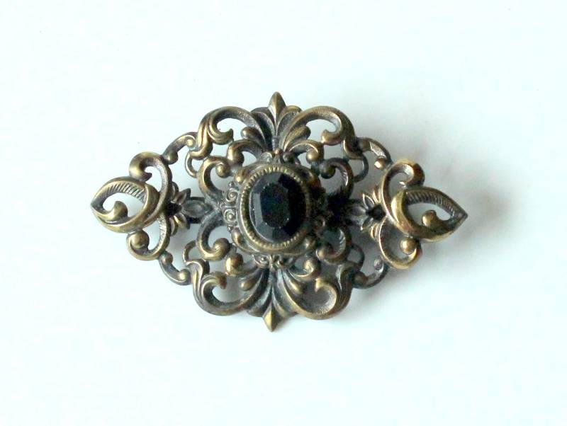 Filigrane Antike Brosche Mit Glasstein Vintage Schmuck West German Mid Century von SilaVintageandmore