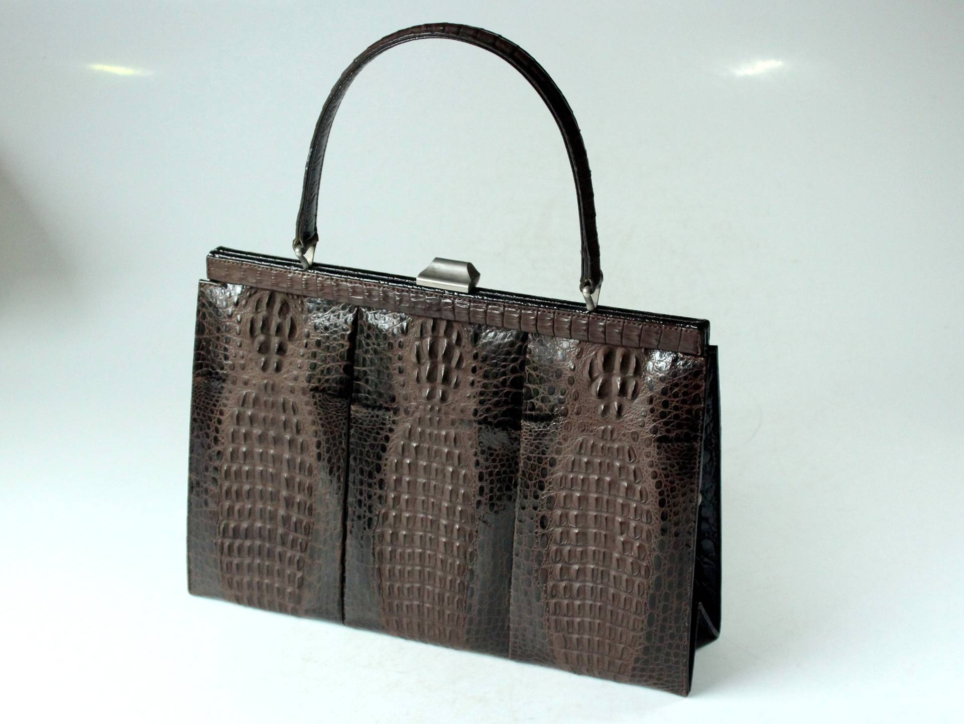 Luxuriöse Handtasche 70Er Henkeltasche Vintage Echtes Leder Mit Krokoprägung Braun von SilaVintageandmore