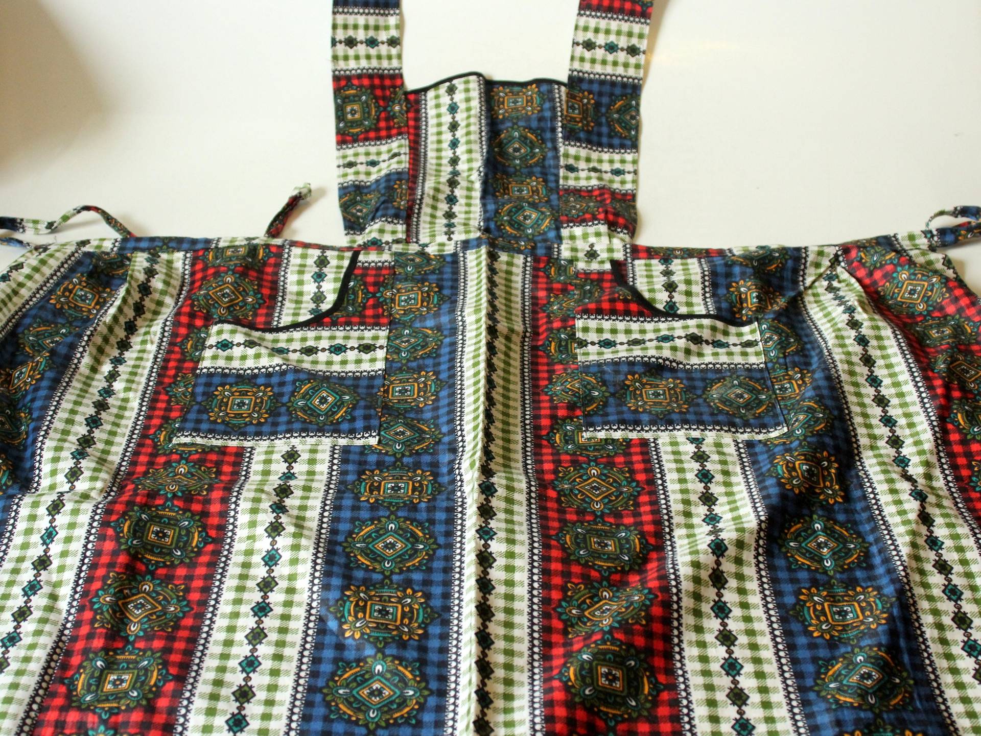 Schürze Backen 80Er 90Er Kochschürze Latzschürze West Germany Baumwolle Landhaus Baking Apron Patterened Mama Oma von SilaVintageandmore