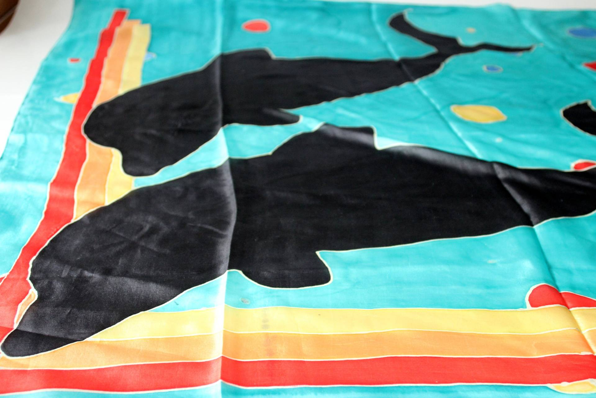 Seidentuch Delfine Vintage Tuch Handbemalt Seide Türkis Gelb Orange Rot Scharz Unikat von SilaVintageandmore