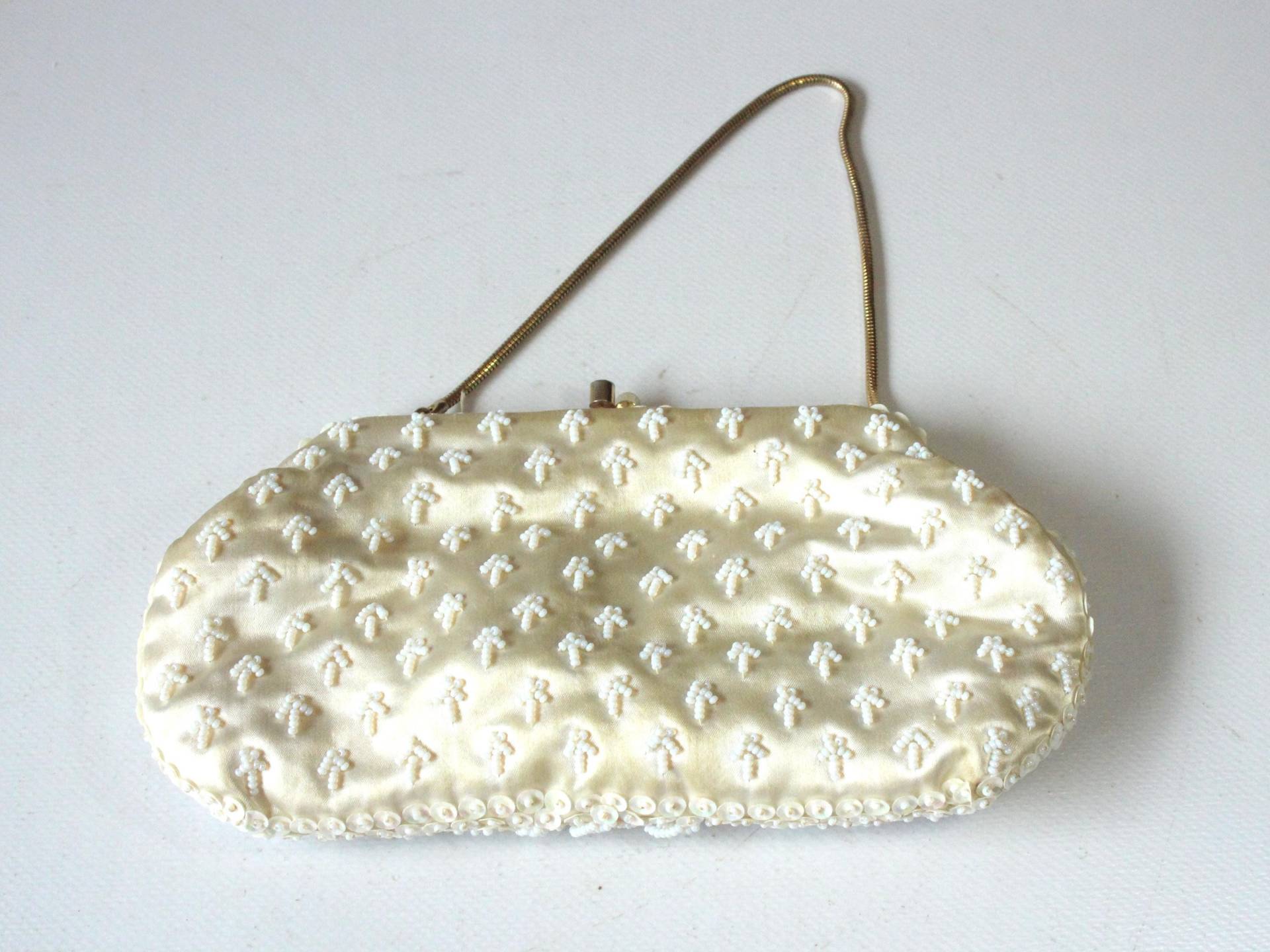 Tolle Handtasche Vintage Täschchen Tasche Handgelenk Abendtasche Perlenstickerei Handarbeit Romantic Elegant Boho 70S 80S von SilaVintageandmore