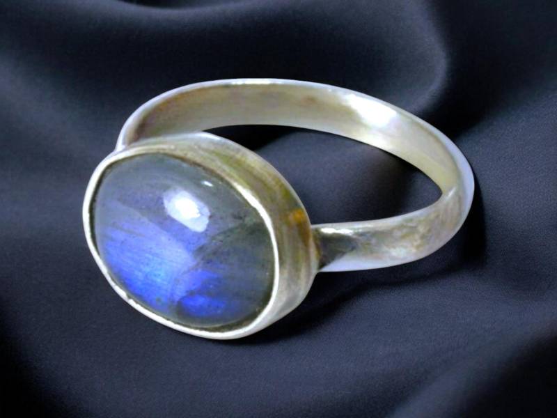 Labradorit Silberring - 935Er Silber Handgearbeitet Frauenring Verlobungsring Hochzeitsring von SilberMondSchmiede