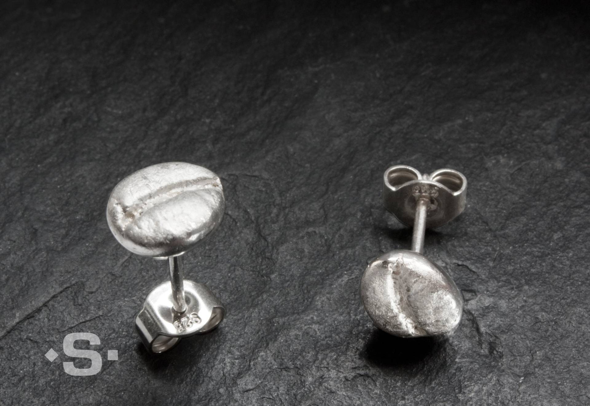 Ohrstecker Kaffeebohne. Kaffee-Schmuck. Silber 925. Handgeferigt Aus Der Goldschmiede von Silberprinz