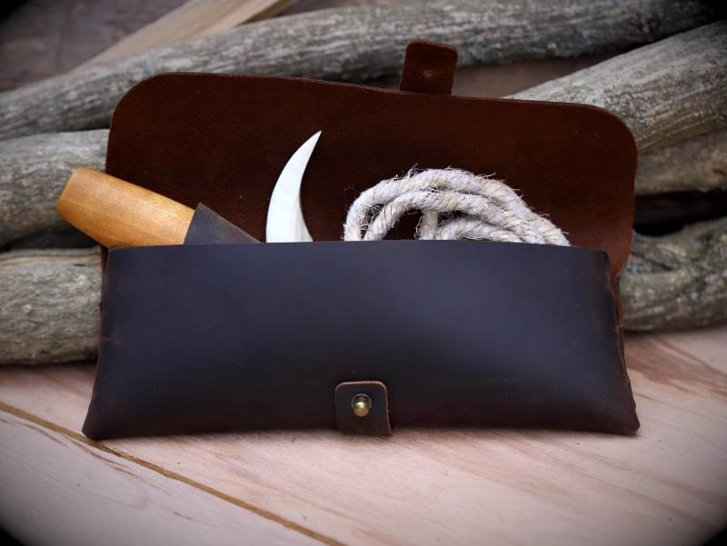 Traditionelles Lederetui Ohne Naht | Crazy Horse Traditionelles Lederetui Ohne Naht | Crazy Horse von SilentBushcraft