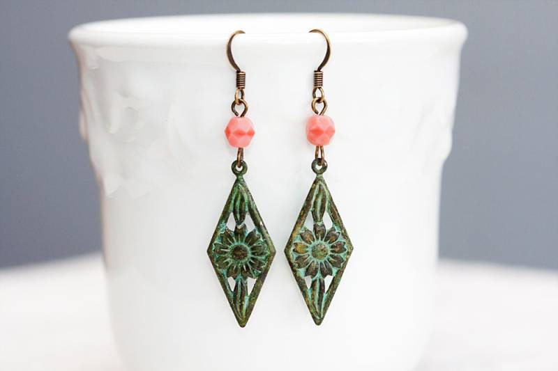 Grünspan Blumen Tropfen Ohrringe Patina Blume Boho Verdigris Diamant Blumenohrringe - E104 von SilentRoses