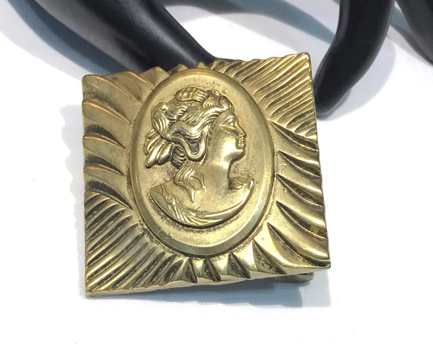 Vintage Bum | Buckle Up Mark @ 1994 Sterling Gold Vermeil Über Sterling Cameo Gürtelschnalle von SilentWhisperVintage