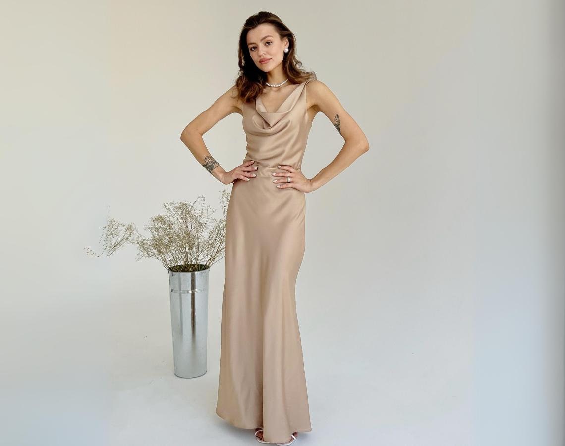 Abschlussballkleid Gold Cowl Neck Seidenkleid Maxi Formkleid Elegantes Langes Zum Geburtstag Date Night Outfit Paula Kleid von SilkGardenStefa