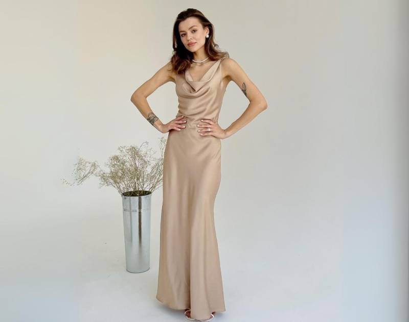 Abschlussballkleid Gold Cowl Neck Seidenkleid Maxi Formkleid Elegantes Langes Zum Geburtstag Date Night Outfit Paula Kleid von SilkGardenStefa