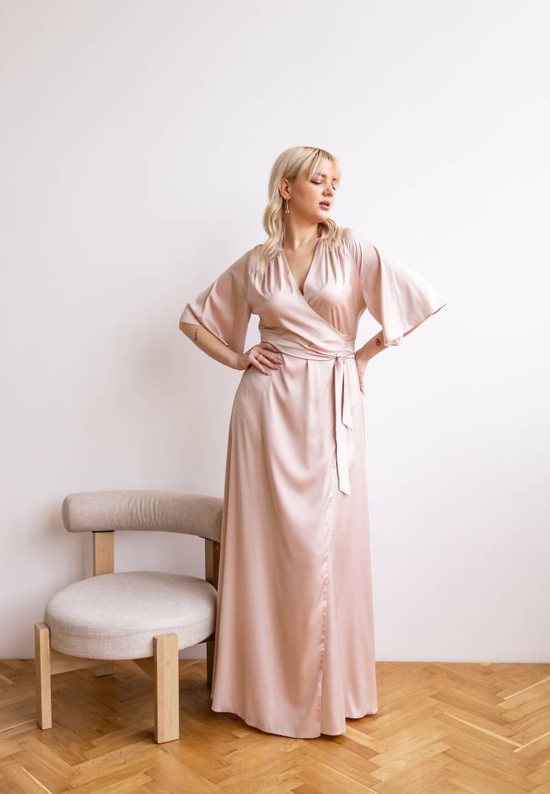 Brautjungfernkleid, Anlasskleid, Abschlussballkleid, Satin, Maxikleid Mit Flatterärmeln, Plus Size Formkleid, Neutrales Jenna-Kleid von SilkGardenStefa