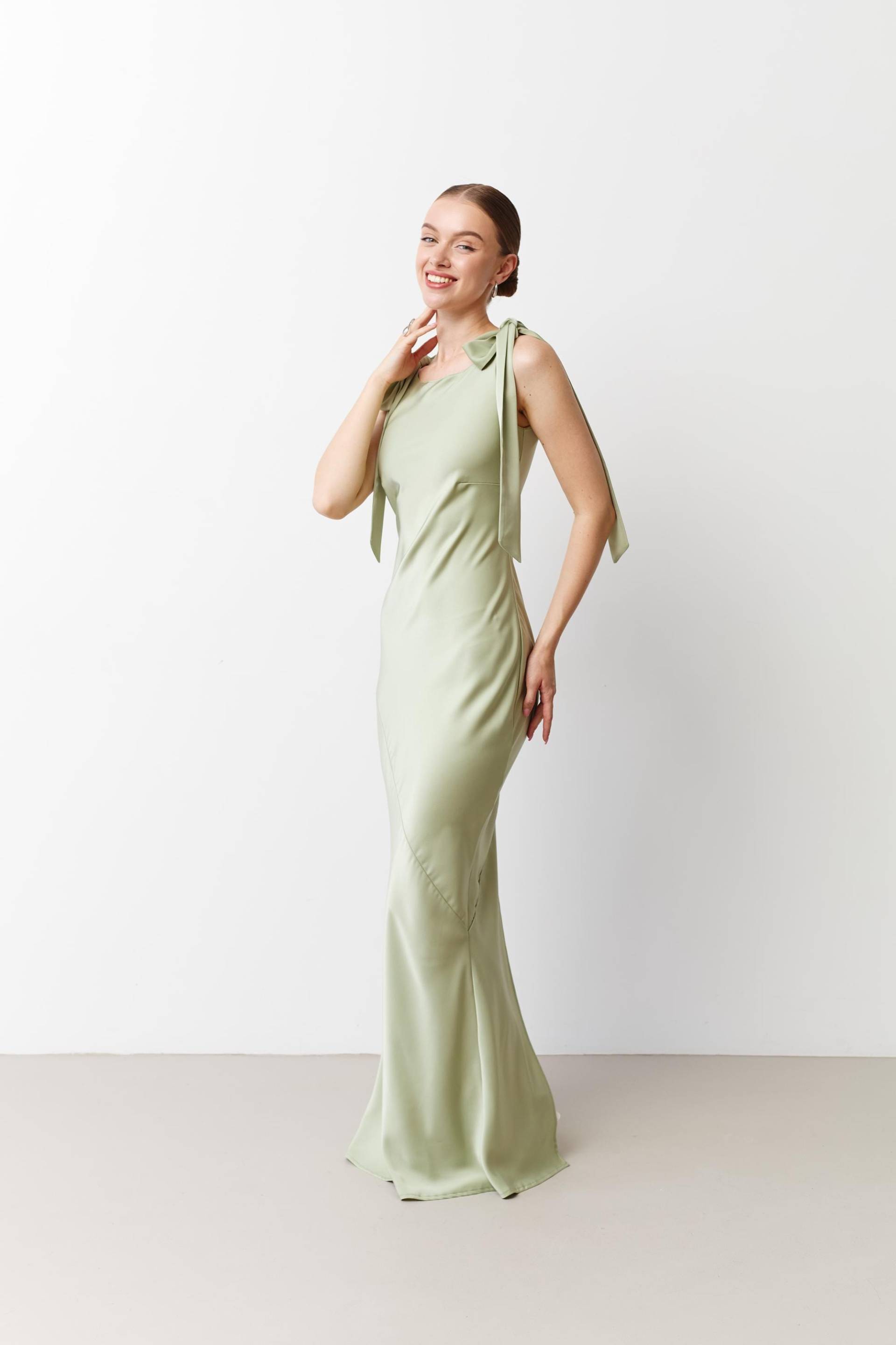 Brautjungfernkleider Salbeigrünes Kleid Langes Abendkleider Grünes Satinkleid Anlasskleid Abschlusskleid Brenda-Kleid von SilkGardenStefa