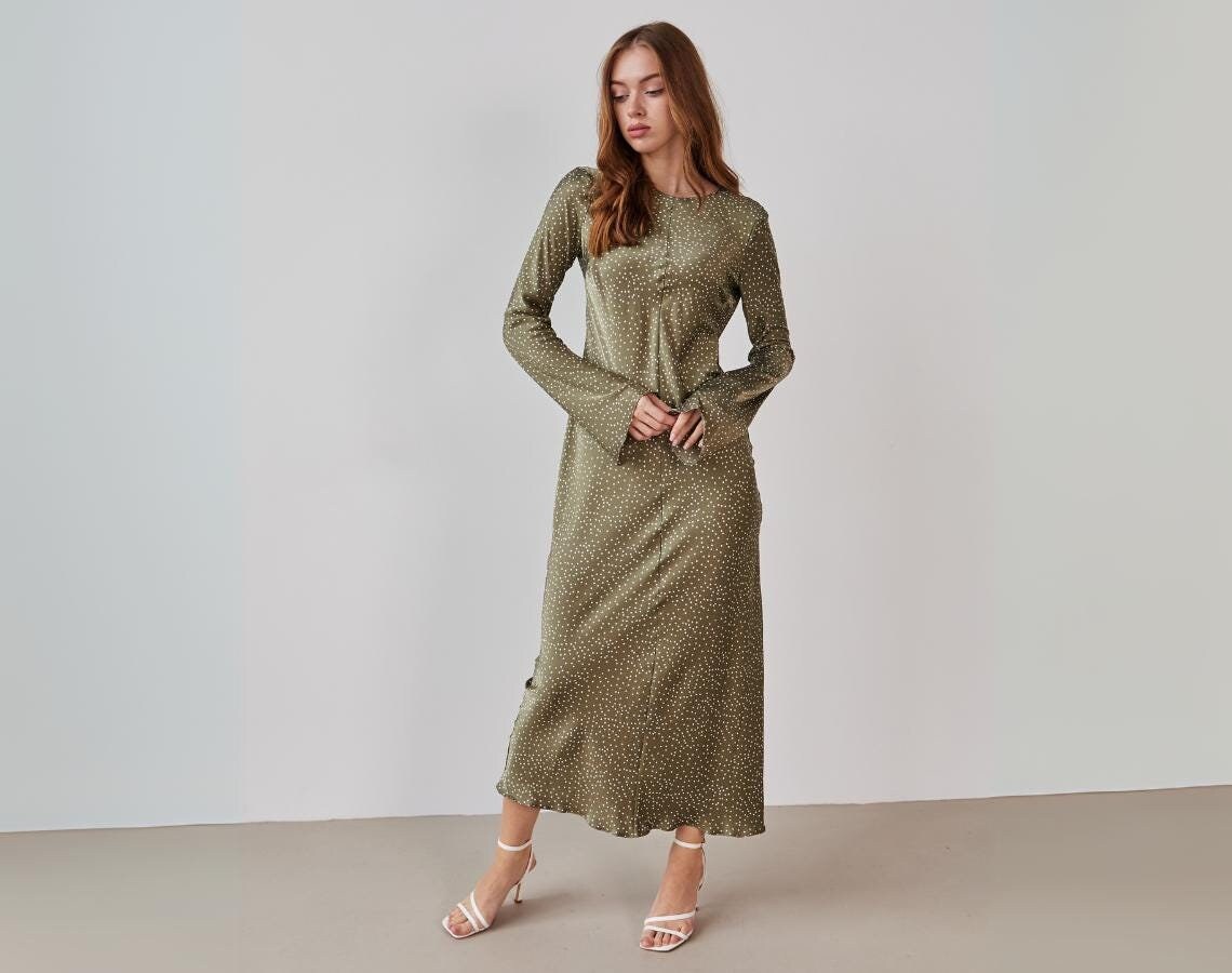 Langarm Damenkleid Ballkleid Edles Kleid Outfit Semi-Formales Midi Abendmode Olive Satinkleider Partykleid Elegantes Midikleid von SilkGardenStefa