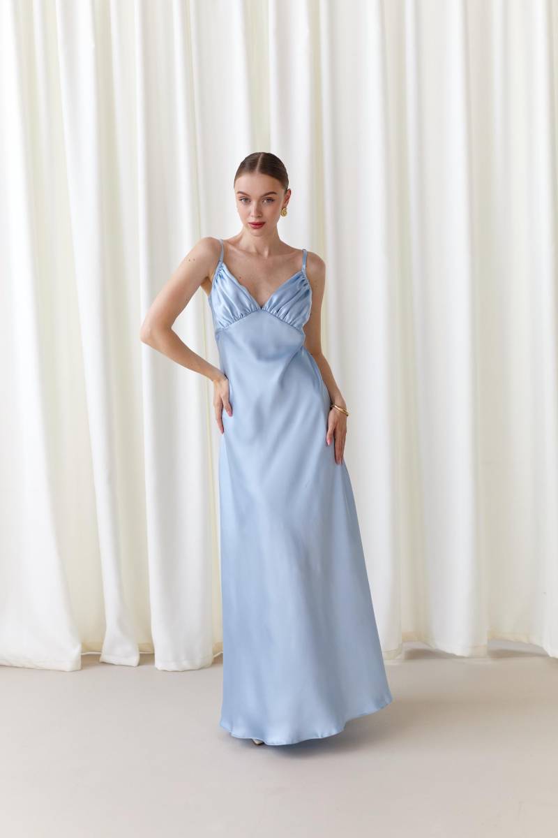 Maxikleid Abschlussballkleid Hellblaues Brautjungfernkleid Hochzeitsgäste-Outfit Satin Langes Kleid Blaues Maxi-Abendkleid Blaue Hochzeitskleidung von SilkGardenStefa