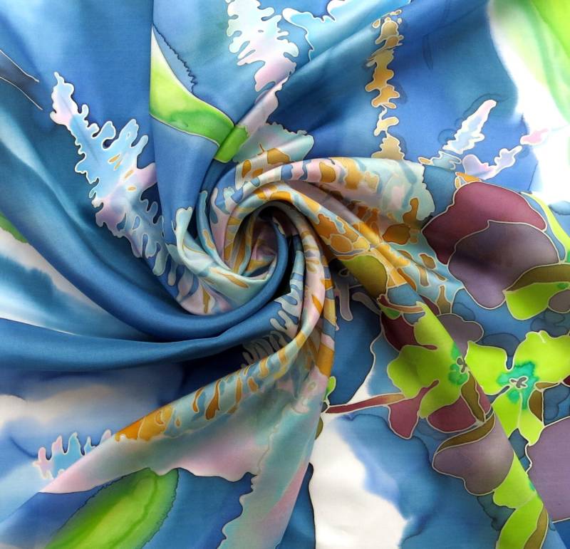 Handbemalter Seidenschal, Batik Mit Farn Blumen, Blau Grün Rosa, 70 cm Im Quadrat von SilkMood