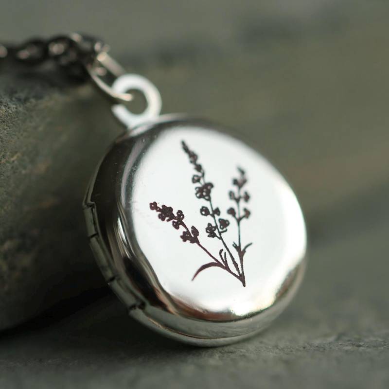 Geburts-Blumensilber-Foto-Medaillon Personalisiertes Graviertes Medaillon Mit Fotos, Lksp-9 von SilkPurseSowsEar