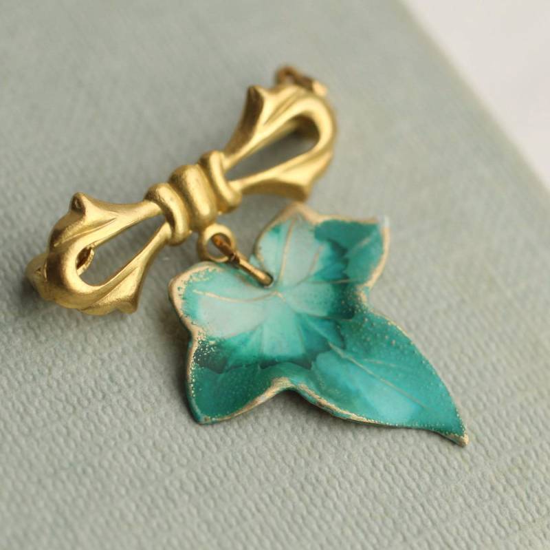 Jadegrüne Efeublatt Brosche Handemaillierter Herbstlich Herbst Schmuck Jadegrüne Efeublatt Brosche Handemaillierter Herbstlich Herbst Schmuck von SilkPurseSowsEar