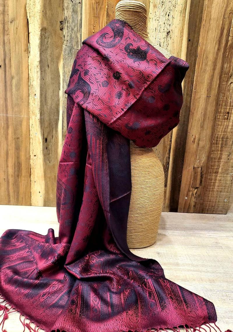 Beautiful Dark Red Silk Scarf, Stole With Flower & Paisley Pattern Beautiful Dark Red Silk Scarf, Stole With Flower & Paisley Pattern von SilkRouteDE