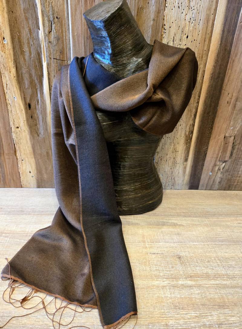 Beautiful Supersoft Brown Reversible Scarf Beautiful Supersoft Brown Reversible Scarf von SilkRouteDE