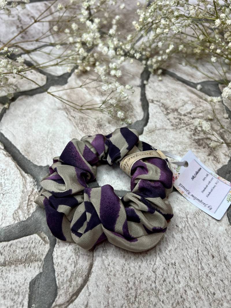 Midi Seiden Scrunchie Zebra | 100% Seide Haargummi Weich Und Sanft Zum Haar Anti-Haarbruch Fester Halt von SilkScrunchiesDesign