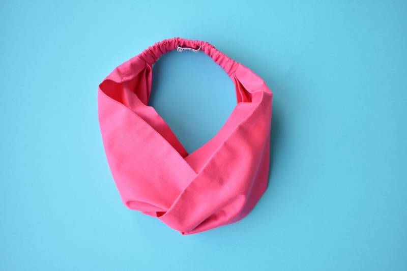 Freiheit Halstuch, Krawatte, Krawatte in Heißem Rosa, Auch Ein Breites Stirnband Turban, 100 % Baumwolle, Tana Lawn Baumwolle von SilkandLawn