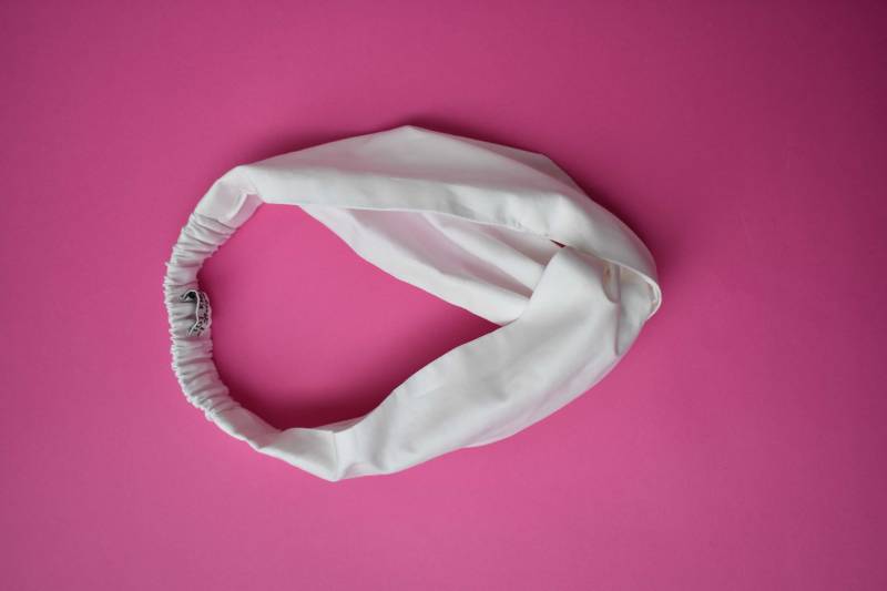 Freiheit Halstuch, Krawatte, Krawatte in Weiß, Auch Ein Breites Stirnband Turban, 100 % Baumwolle, Tana Lawn Baumwolle von SilkandLawn