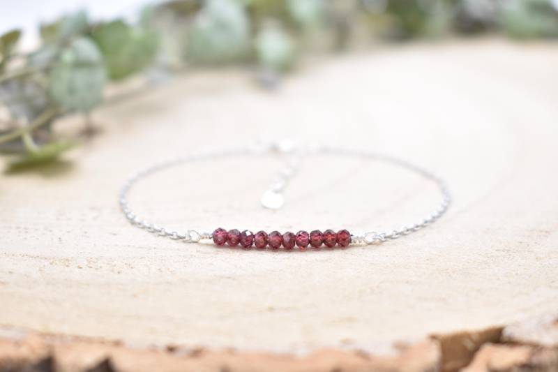 Granat Armkettchen, Zartes Edelstein Armband Aus 925 Silber Und Granat Armkettchen, Zartes Edelstein Armband Aus 925 Silber Und von SilkeNitsche