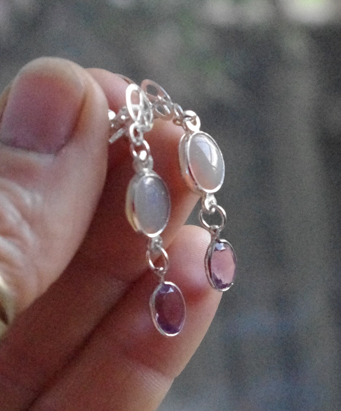 Amethyst & Crystal Opal Sterling Silber Peace Zeichen Tropfen Ohrringe Amethyst & Crystal Opal Sterling Silber Peace Zeichen Tropfen Ohrringe von SilknSparkles