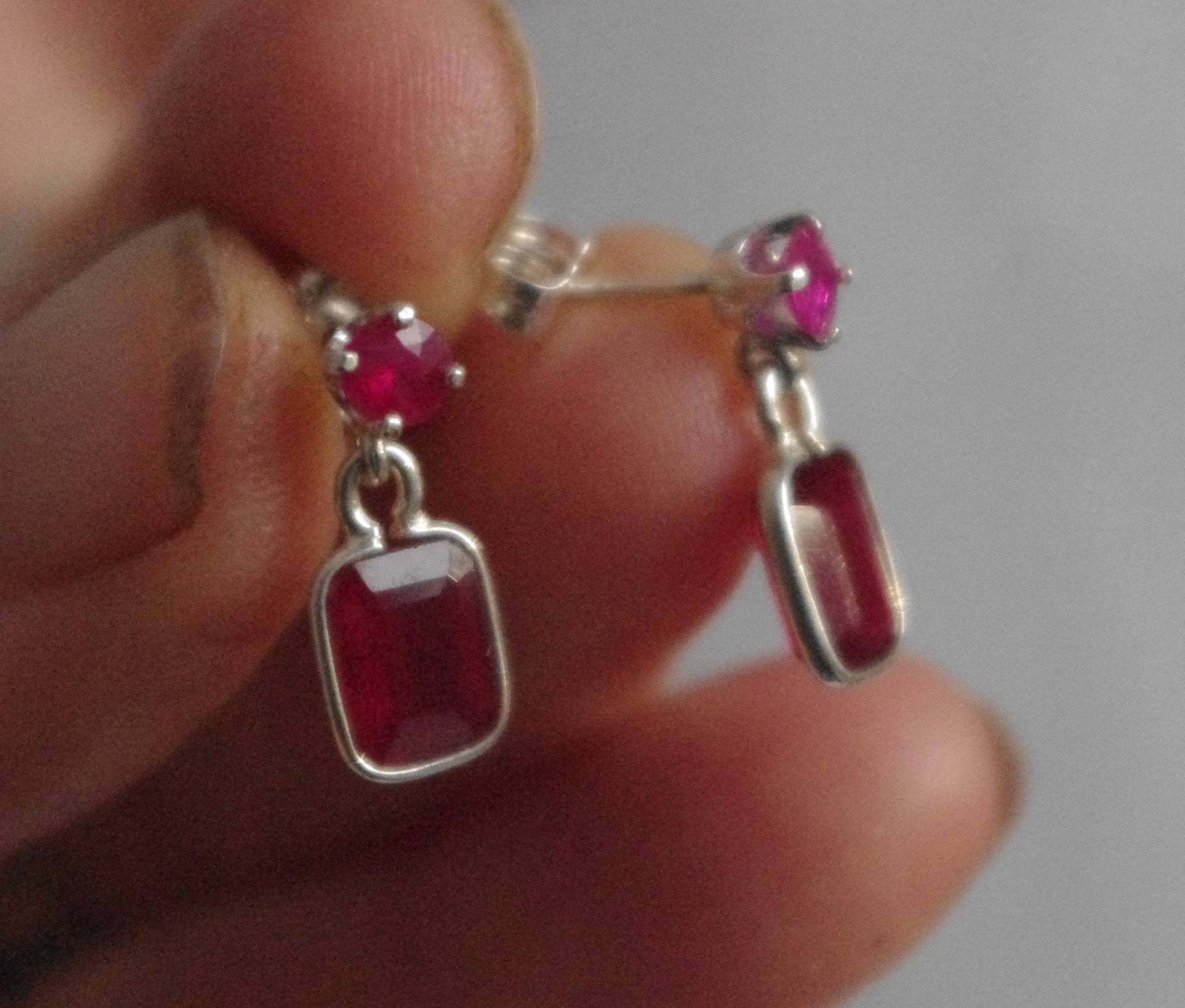 Natürliche Rubine Und Granaten in Sterling Silber Ohrringe Ohrringe von SilknSparkles