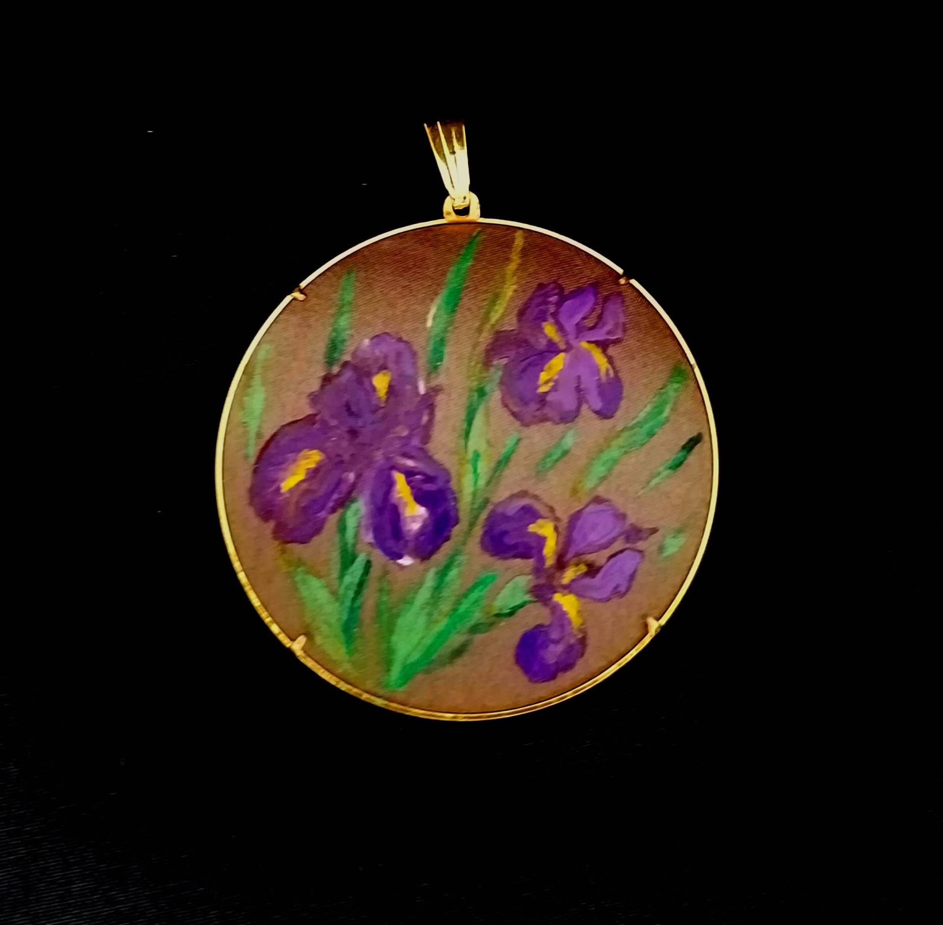 Einzigartiger Schmuck. Designer Verzierter Seidenanhänger "Irises". Handgemachtes Accessoire Einzigartiger Schmuck. Designer Verzierter Seidenanhänger "Irises". Handgemachtes Accessoire von SilkyARTDesign