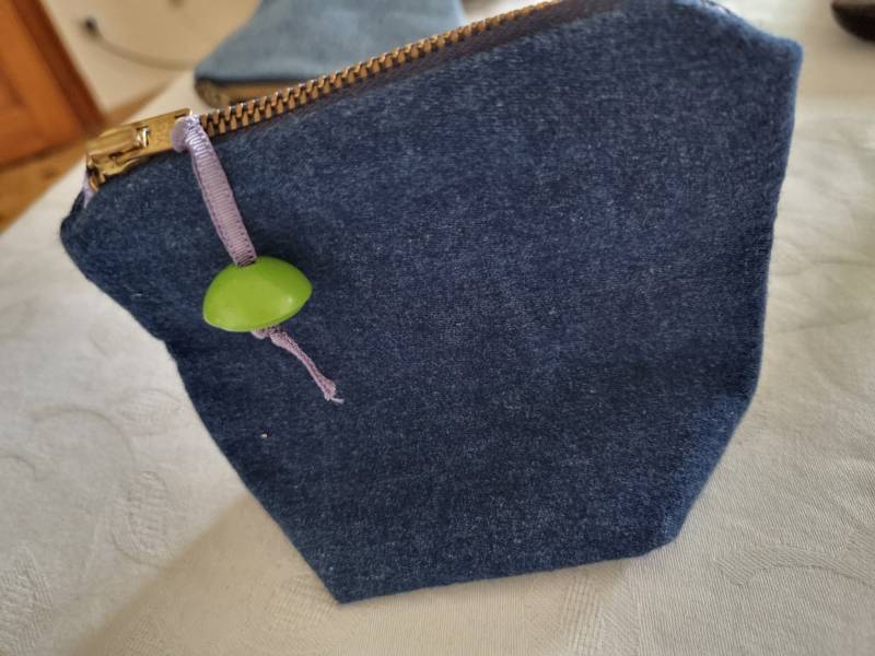 Blaues Jeans Reißverschlusstäschchen Blaues Jeans Reißverschlusstäschchen von SillaBee