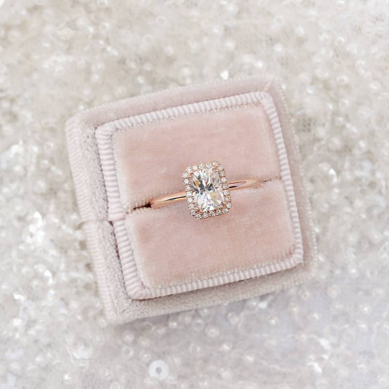 Einzigartiger Verlobungsring, Strahlender Diamant Halo Ring, Ehering, Cluster Ring "Radiant Soul' von SillyShinyDiamonds