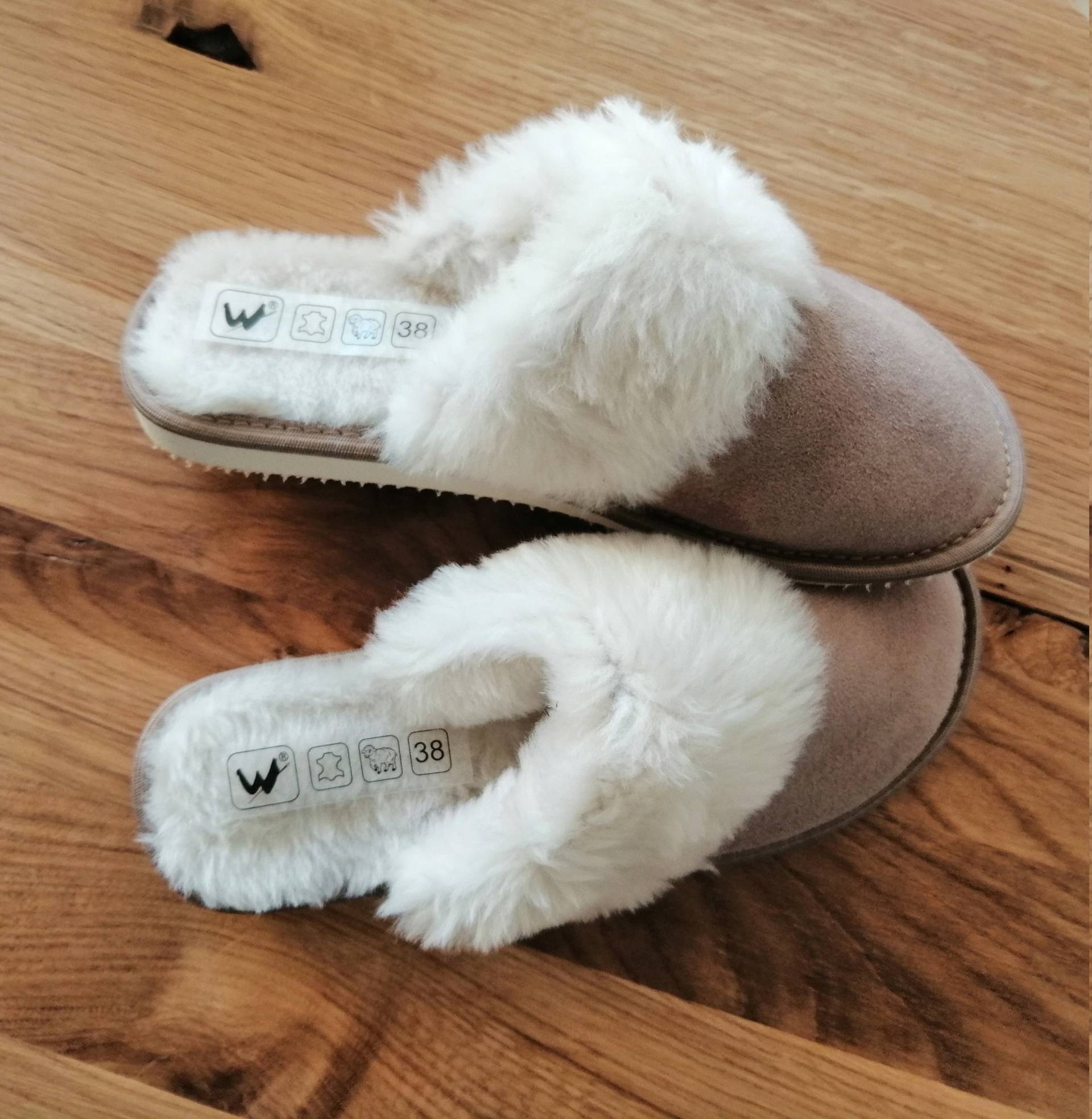 Damen Echtleder Wolle Hausschuhe, Leder Slip-On Schaffell Hausschuhe Mokassins Naturleder Wolle, Lucky Dip Mules von SiluaHomewear