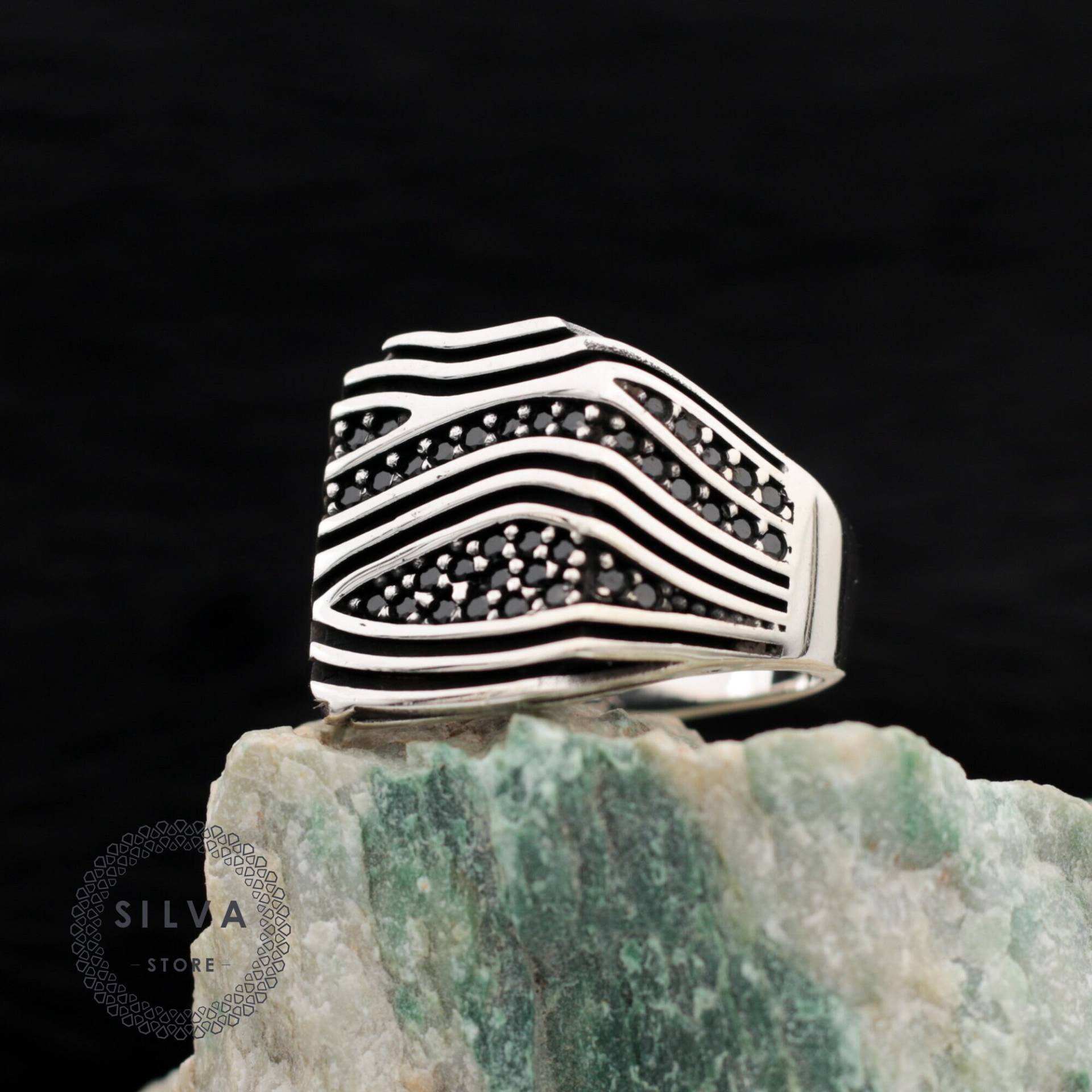 Männer Silber Ring, Speziell Entworfener Klasse Schwarzer Zirkon Stein, Reine 925 Sterling Moderner Handgemachter Schmuck Geschenk Für Ihn von SilvaSilverArt