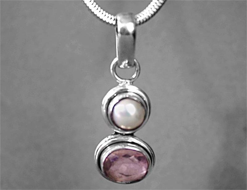 Vintage Runde Perle Oval Amethyst Edelstein Sterling Silber Anhänger P643 von Silvagem