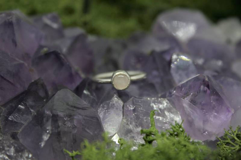 Handgemachte Sterling 925 Silber Rose Quarz Pinkie Ring, Gepunzt von Silvenwitch