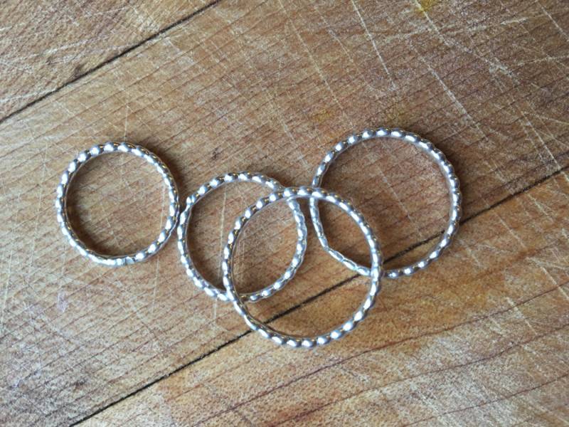Midis/Stackers Sterling Silber Perlen Band Midis/Stackers Sterling Silber Perlen Band von SilverAndThyme