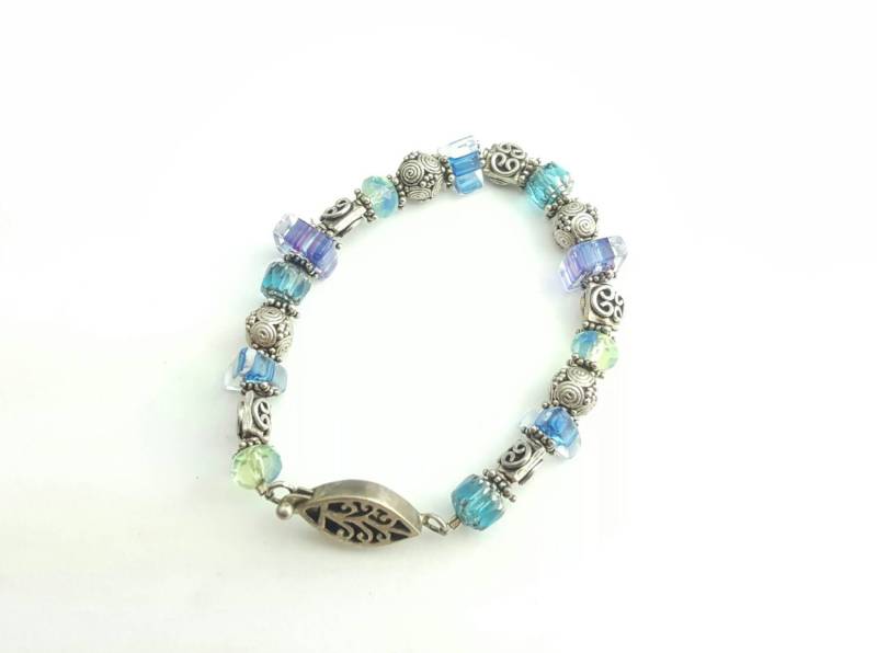 Vintage Sterling Silber Filigree Und Kristall Perlenarmband Mit Baum Verschluss - 8 Zoll Länge von SilverAppleGalleries