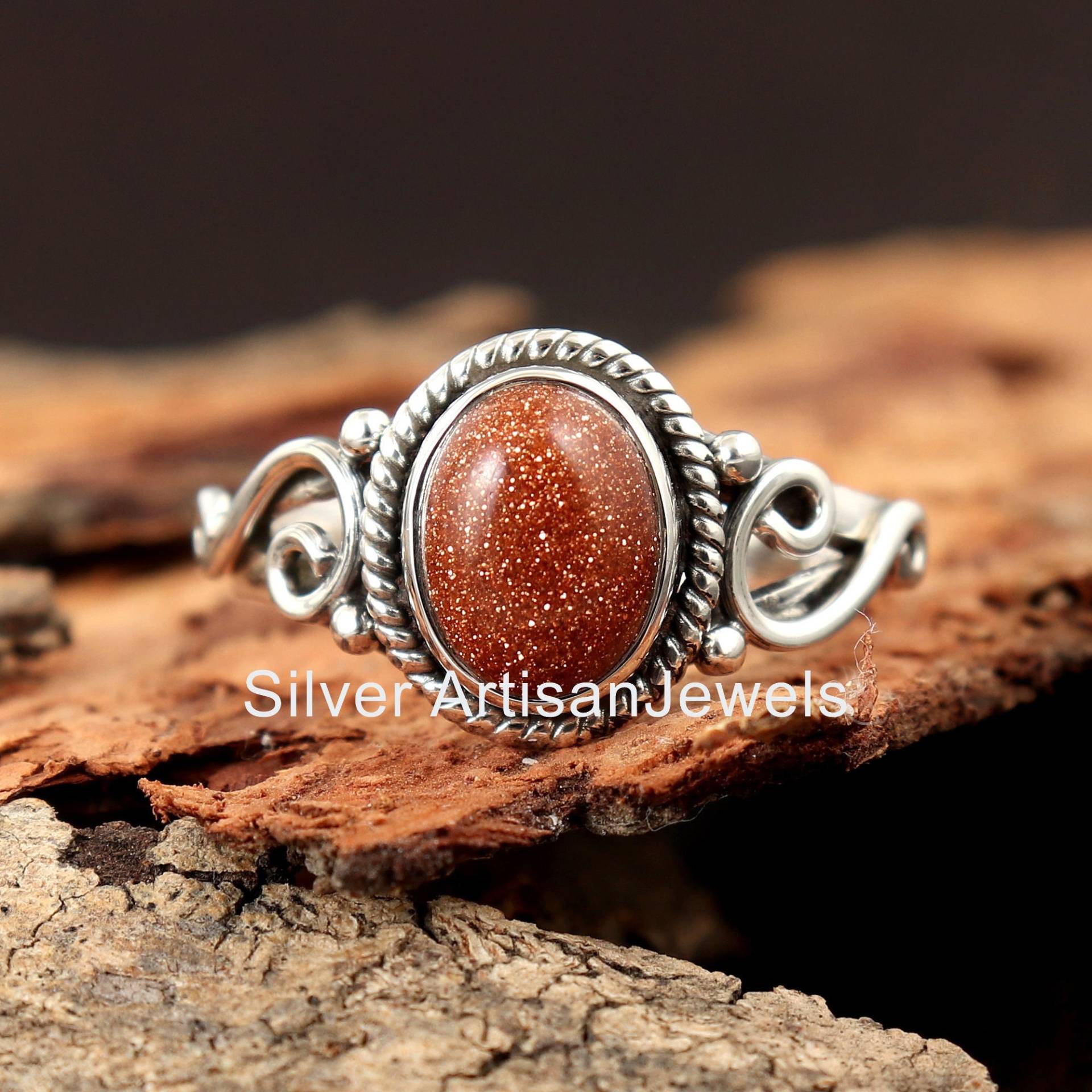 925 Silber Ring, Natürlicher Sonnenstein 7x9 Mm Oval Edelstein Goldener Stein Sterling Geschenk Idee, Frauen Ring von SilverArtisanJewels