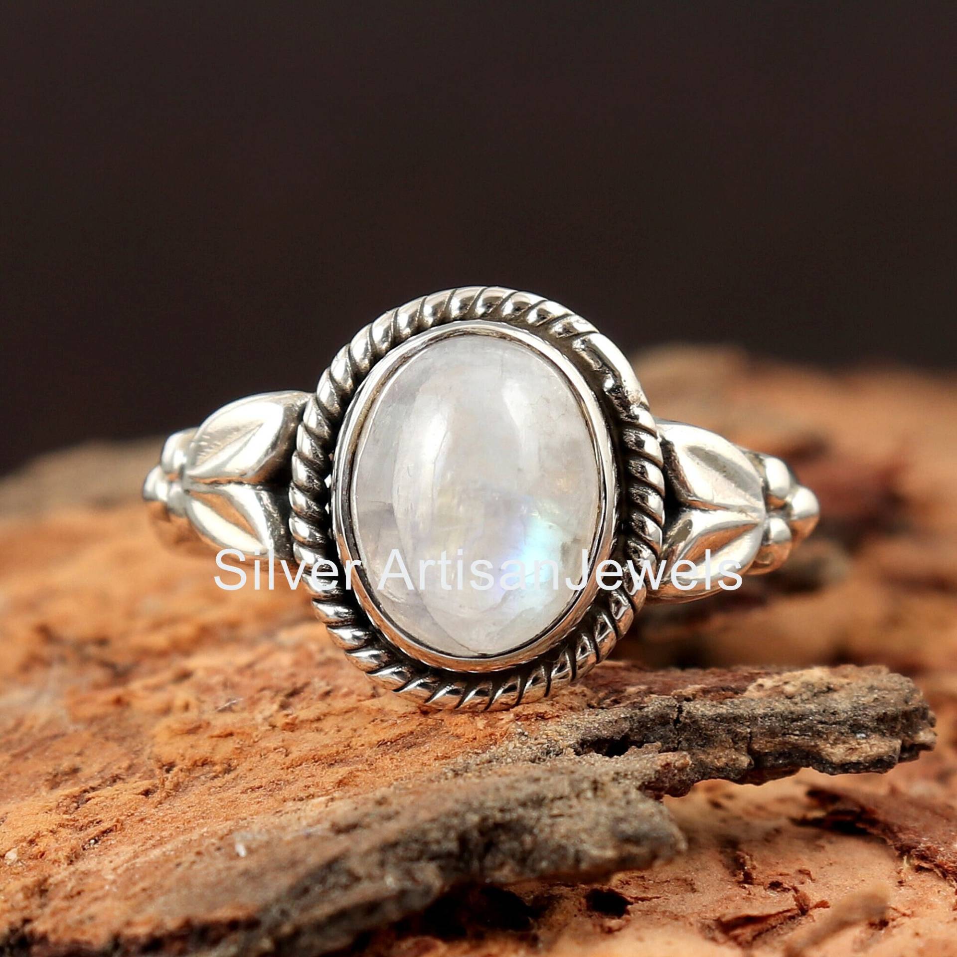 925 Sterling Silber Natürlicher Regenbogen Mondstein Ring - Designer Seil Handgemachter Juni Birthstone Frauen Ehering Etsy Cyber 2021 925 Sterling Silber Natürlicher Regenbogen Mondstein Ring - Designer Seil Handgemachter Juni Birthstone Frauen Ehering Etsy Cyber 2021 von SilverArtisanJewels